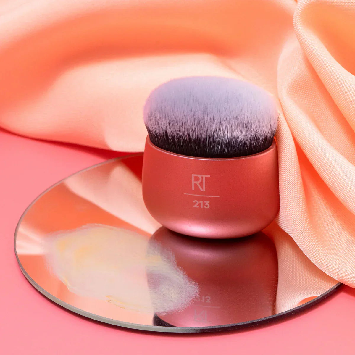 Real Techniques Foundation Kabuki Makeup Blender